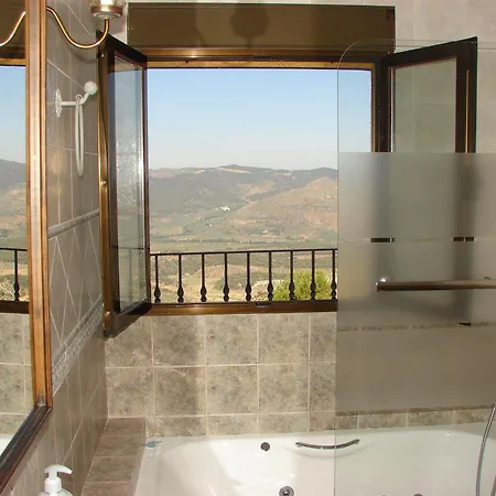 Sierra De Segura Apartahotel *