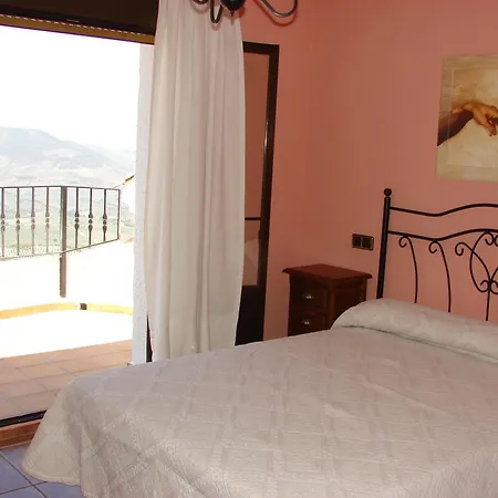 Sierra De Segura Apartahotel *